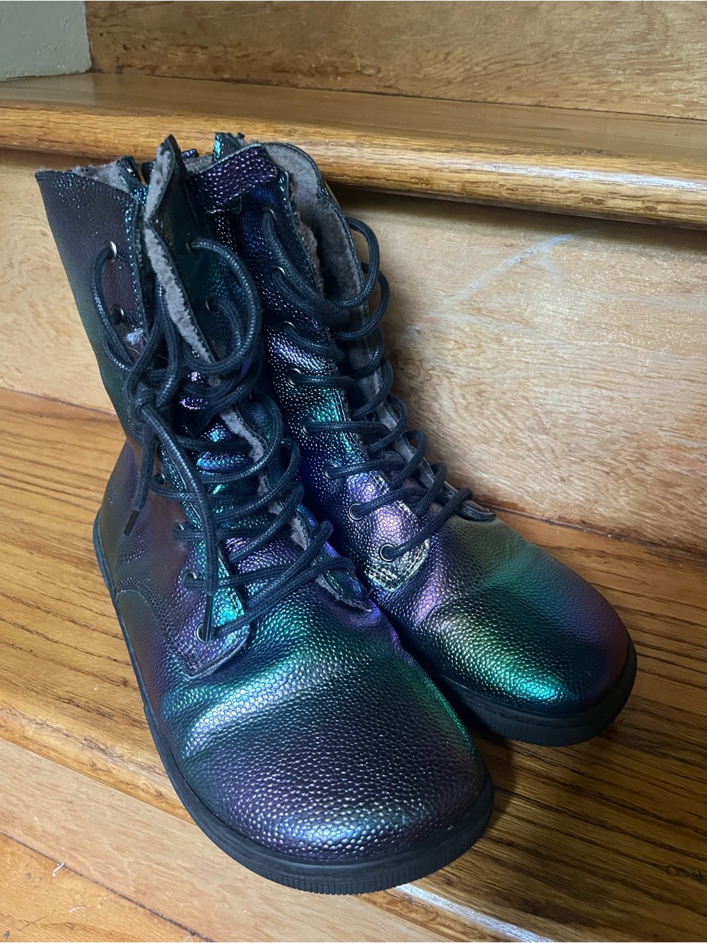Koel Faro Fantasy barefoot iridescent boots